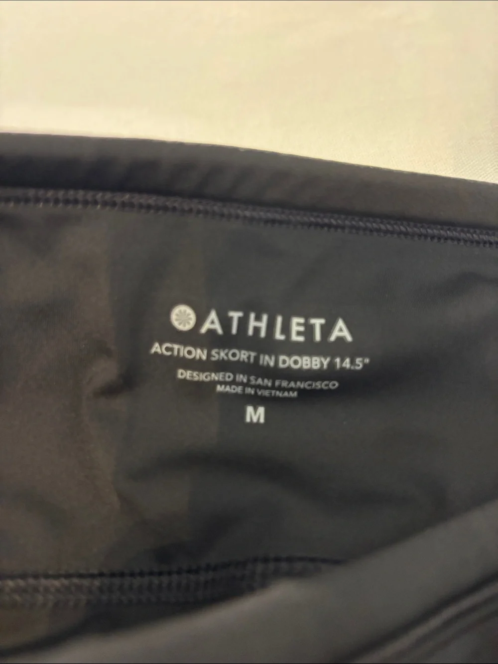Athleta Black Golf Tennis pull on Skirt with built in shorts (Skort) - Medium - Picture 5 of 9